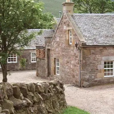 Eastside Byre - Family cottage in the Pentland Hills near Edinburgh
