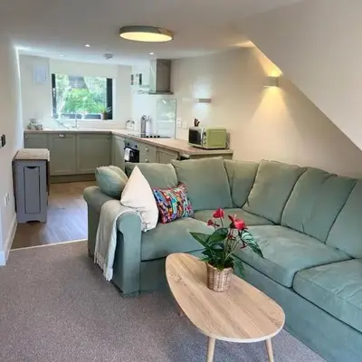 Waverley Apartments - The Wedge