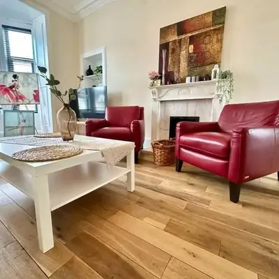 Dumbarton cosy home
