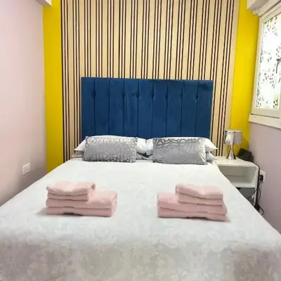 Penlea ~ 1 bedroom Flat with Harbour view