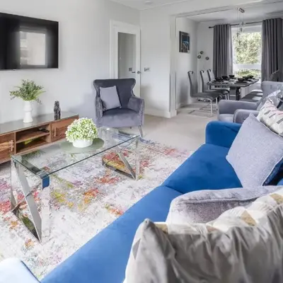 Quiet 2 bedroom gem in Stirling