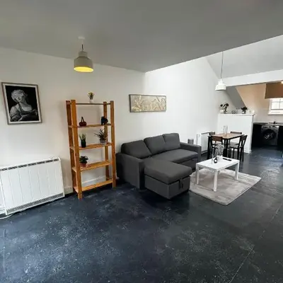 Victoria Street View Flat in Edinburgh EB10