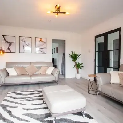 Modern 3 Bed Flat Balloch