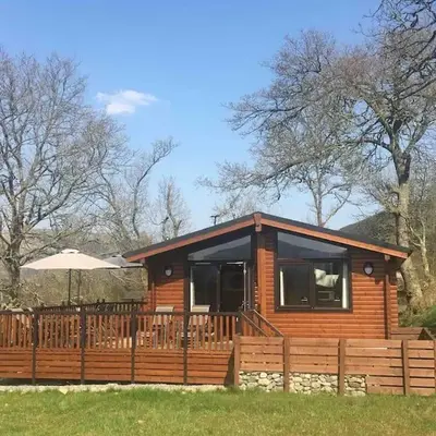 Teaghlach Luxury Lodge with hot tub Balquhidder Mhor Lodges