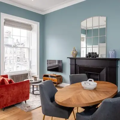 Dragon Suites Luxury Apartments at 9 Albyn Place