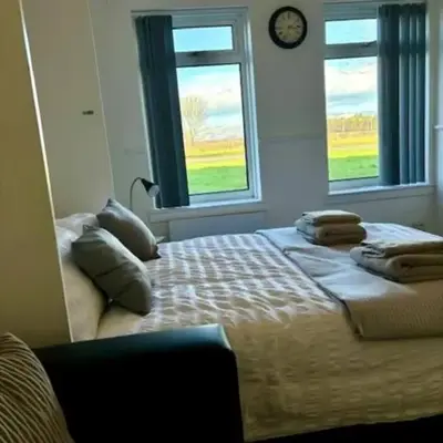 Modern apartment in Stenhousemuir