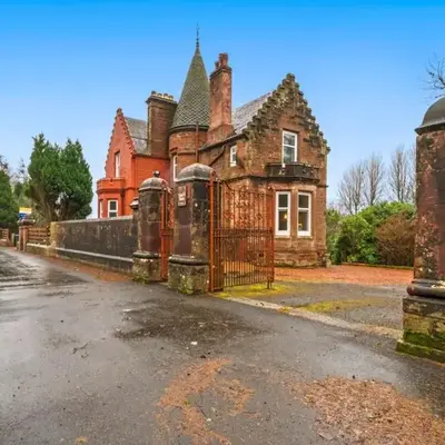 Historic 3 Bed Private Parking Nr Railway Station
