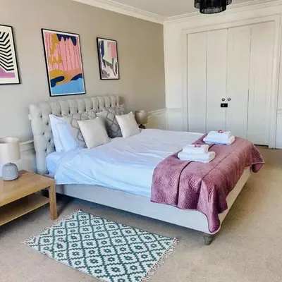 Super Spacious 4 Bed