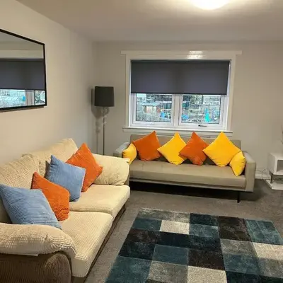 Spacious 2 bedroom apartment