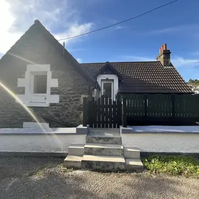 Dun-Niall Apartment