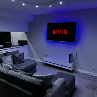 Modern 3-Bedroom Home with Cozy Cinema-Style Living Space