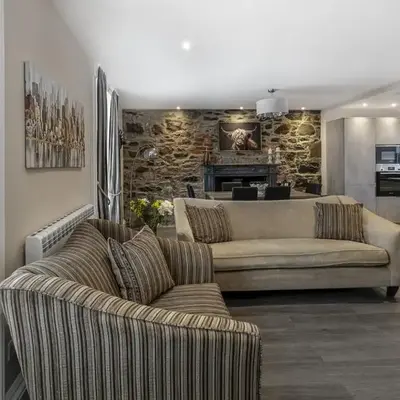 Castle Street Apartments - Luxury Scalpsie Apartment