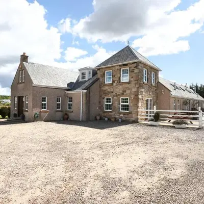 Greenknowes Entire Private Estate