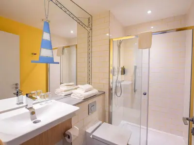 a bathroom with a sink toilet and a shower at ibis Styles Glasgow Centre George Square in Glasgow