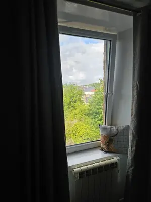 a window in a room with a radiator at Central Oban 2BR Short walk to Ferries and Harbour in Oban