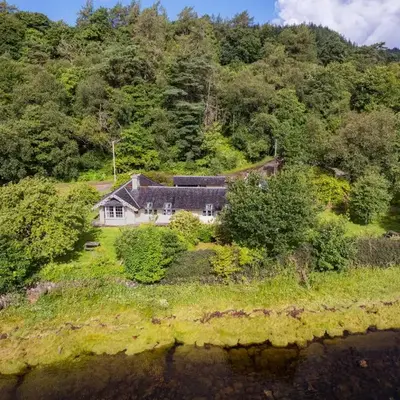 Castle Cottage No 2