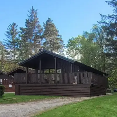 Hunters Quay - Hot Tub Lodge at Limecroft 6