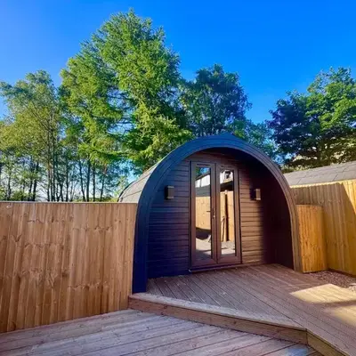 60 Mile Inn - Luxury Pods with Hot Tubs