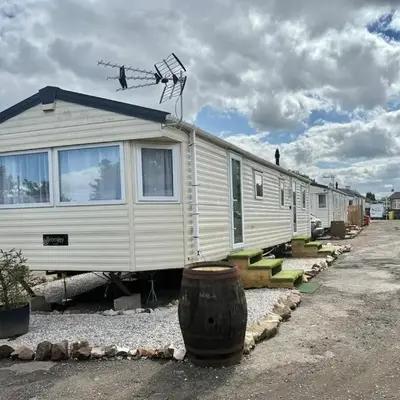 Four-bed Delta Caravan