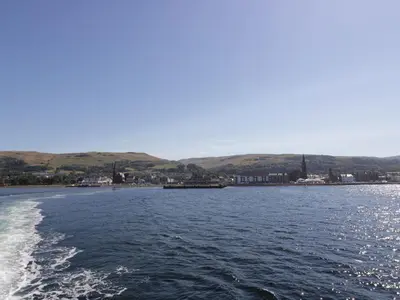 a view of the water from a ferry at Cosy In in Millport