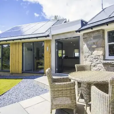 Wishing Well Cottage at Loch Tay and Hot Tub