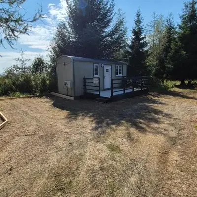 Blair snug hut 2