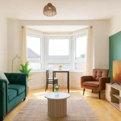 Walk to Hydro and SEC Modern 3BR Free Parking