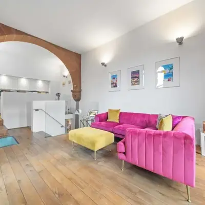 Unique 1 Bedroom Near West End