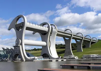 a bridge over a body of water at Modern 3-Bed Flat Prime Falkirk Location in Falkirk