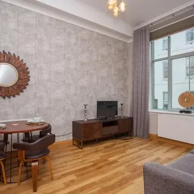 Stylish Merchant City Flat Glasgow