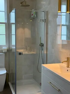 a bathroom with a shower and a sink at Happy two bedrooms apartment in Moffat