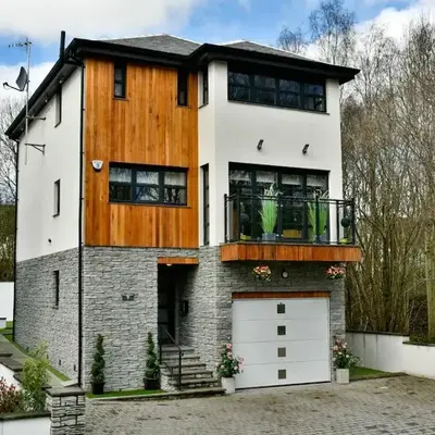 The Loch Lomond Townhouse In The Centre of Balloch
