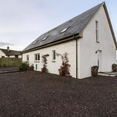 Lurach House