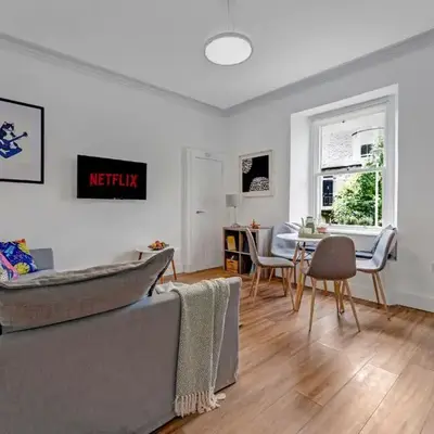 Stylish 2-Bed Villa Garden Central Edinburgh