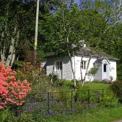 South Lodge