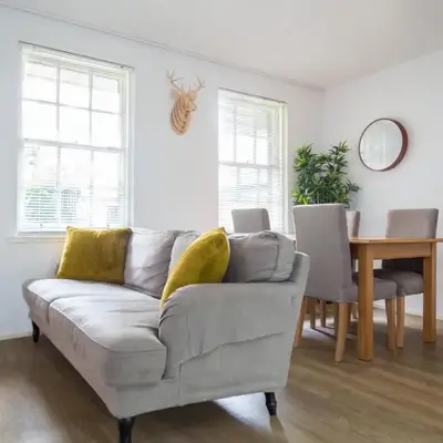 Modern Grassmarket Apartment