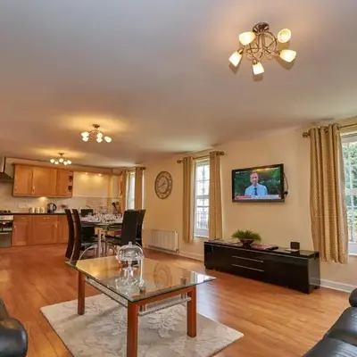 Edinburgh Pearl Apartments - Haymarket Residence