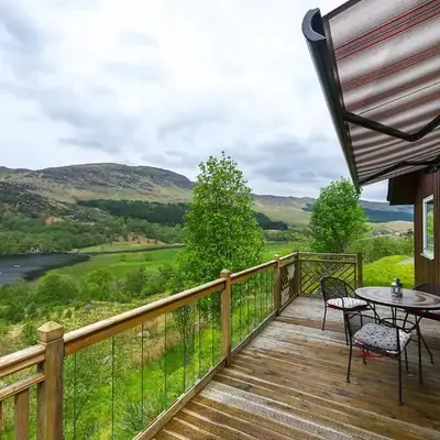 Kingfisher Lodge with sensational loch views
