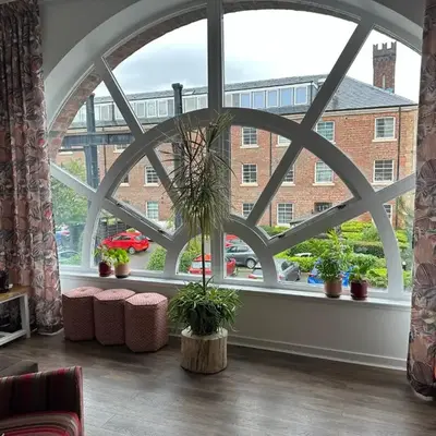 Stunning 2 bedroom apartment