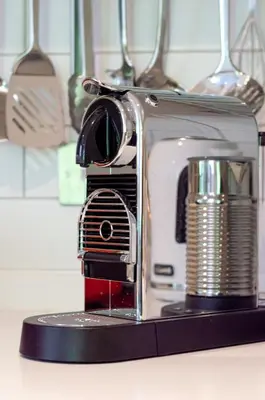 a toaster sitting on top of a kitchen counter at Castle View Luxury 1 Bed Apartment in Edinburgh