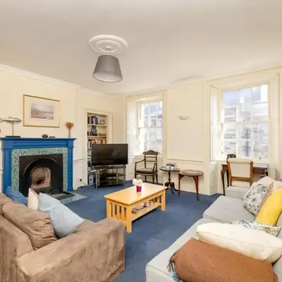 JOIVY Gorgeous 2-bed flat near Edinburgh Castle