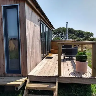 Cleeves Cabins Arran Luxury Lodge with hot tub