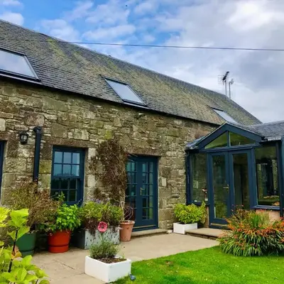 Trossachs Barn & Cabin - boutique B&B