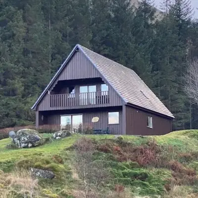 Ghillies Lodge Crianlarich