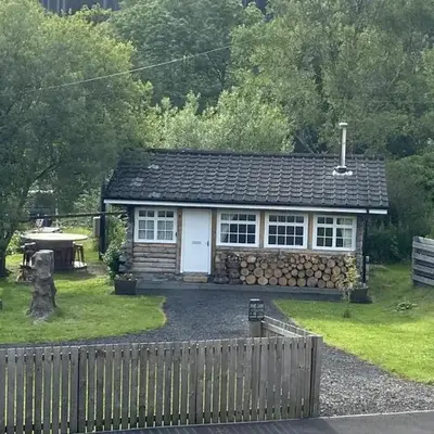 Pine Cabin