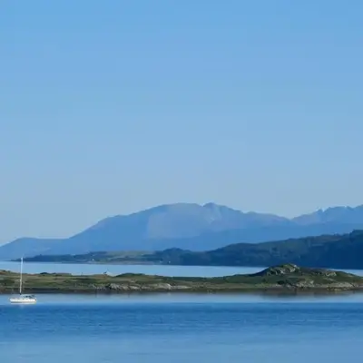 Tighnabruaich Duplex Apartment - Sea Views