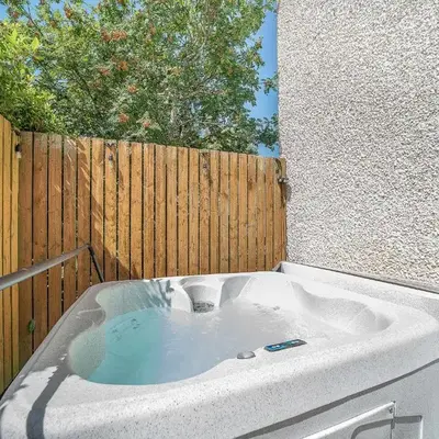 1 Ladyknowe - Uk39970