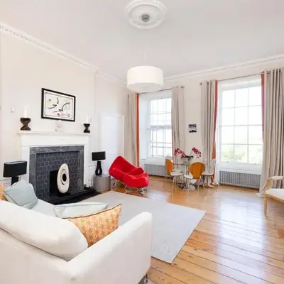 JOIVY Contemporary Flat in the New Town
