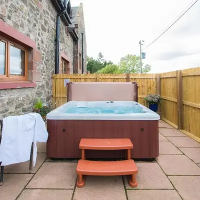 The Old Byre with Hot Tub