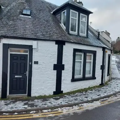 Black Cat Cottage